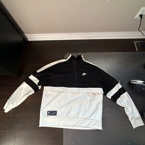 Nike pullover quarter zip